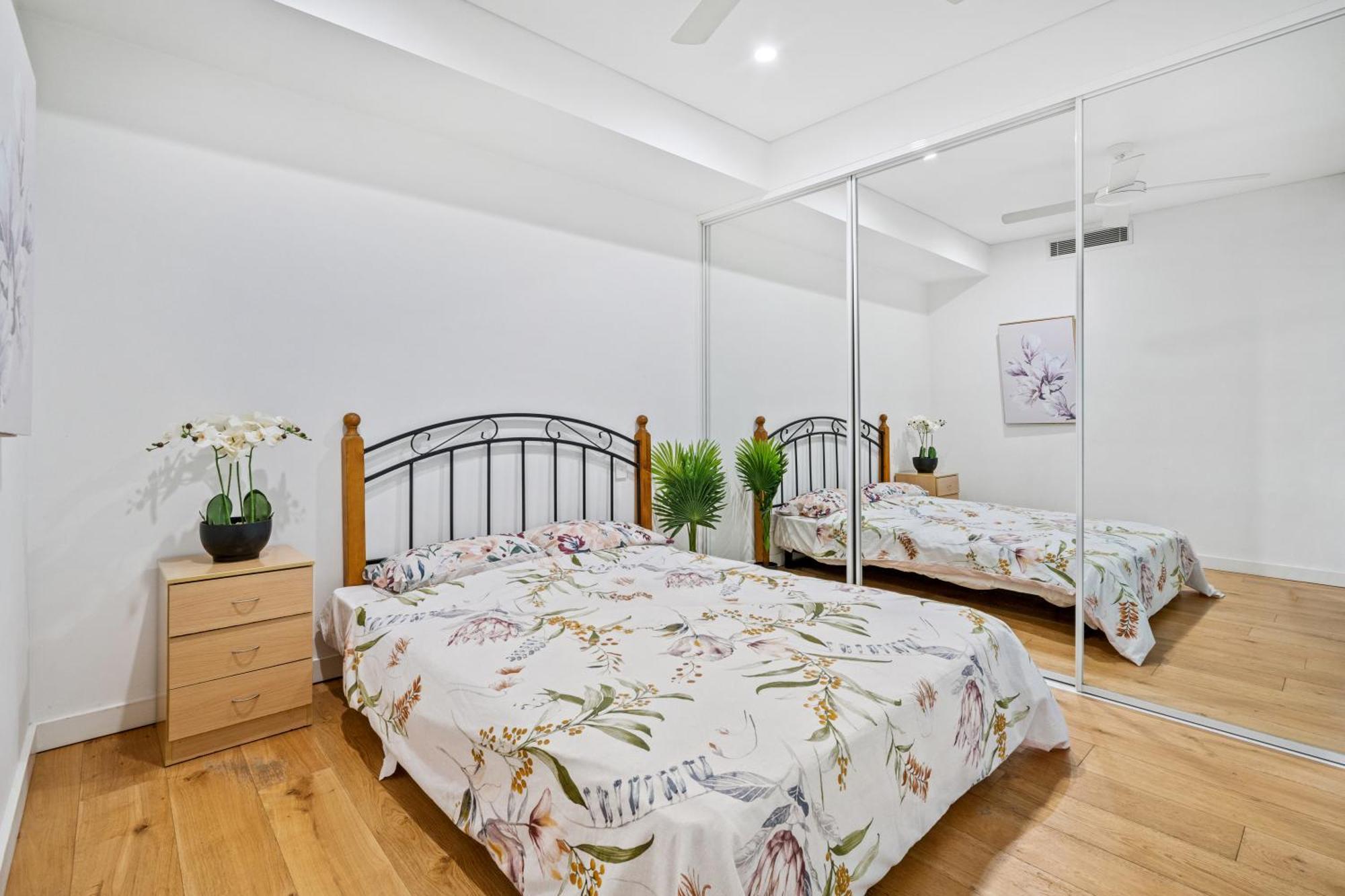 Sydney Apartment *